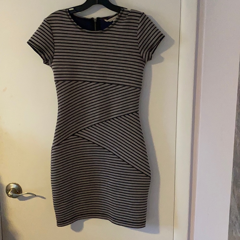 Rachel Roy dress with short sleeves